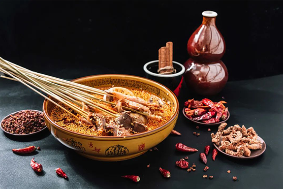 今年?duì)幾h不斷的“生腌”美食——到底好不好？
